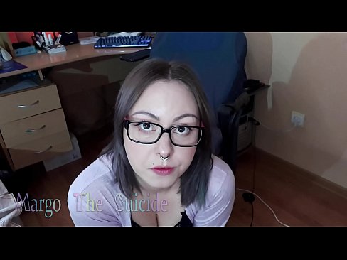 ❤️ شیشے والی سیکسی لڑکی کیمرہ پر دل کی گہرائیوں سے چوس رہی ہے۔ پر ur.porngifmag-com.ru ❌